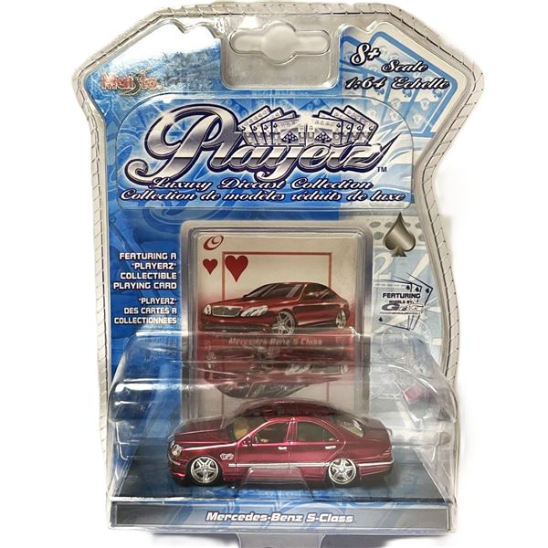 Maisto Playerz Luxury Diecast Collection 1:64 scale model of a Mercedes-Benz S-Class.