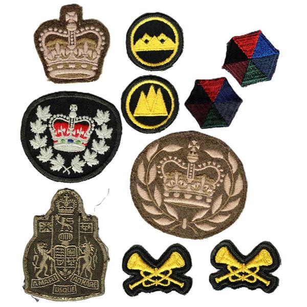 Group of 10 Badges / Patches