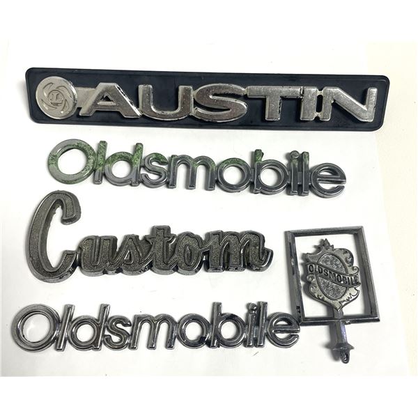 Vehicle Memorabilia , Austin and Oldsmobile