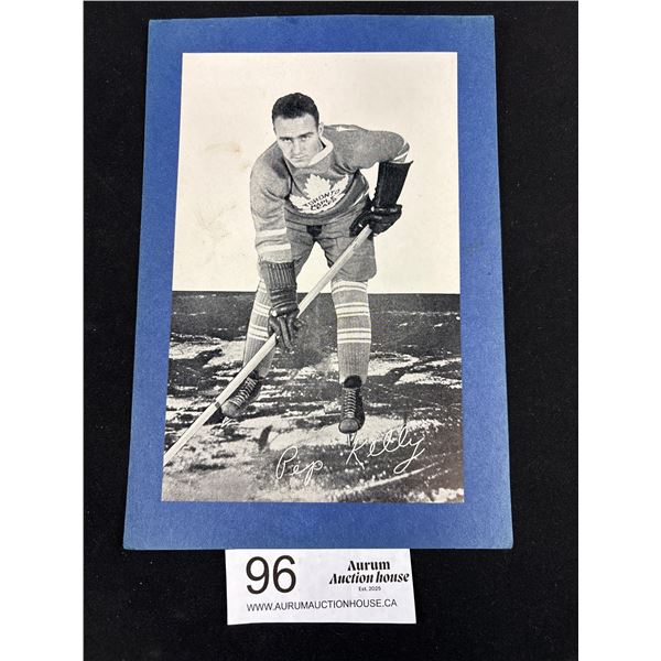 1934-43 Pep Kelly Group 1 Bee Hive Hockey Photo