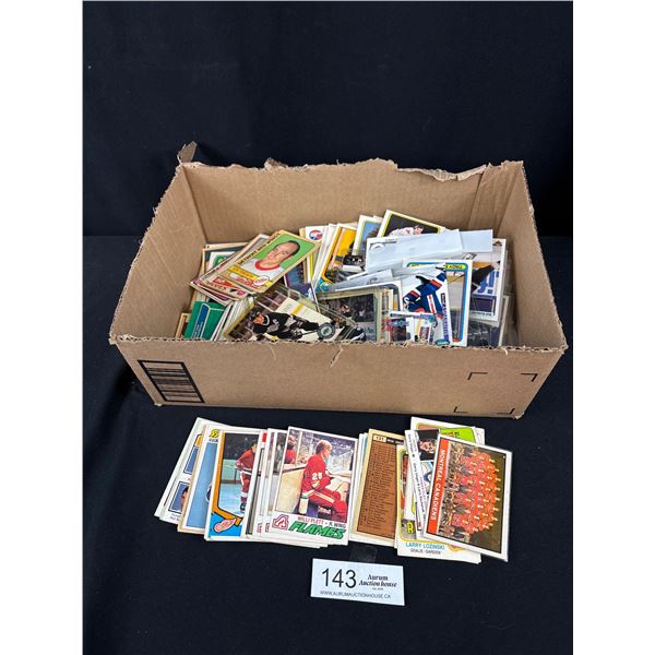 Box of Miscellanious Hockey Cards 70s 80s OPC Topps etc