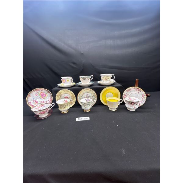 Lot of 8 Vintage Bone china Teascups and Saucers: Paragon Royal Albert Etc no chips no cracks