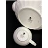 Image 3 : Very nice Wedgewood Teapot 9 teacups and sideplates