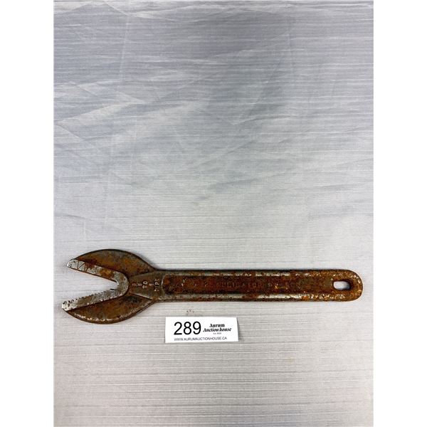 Vintage "Armstrong" Chicago No 2.5 Alligator Wrench