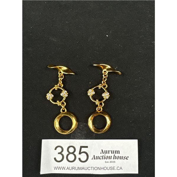 Pair of Gold Plated Togle Closure Cuff Links