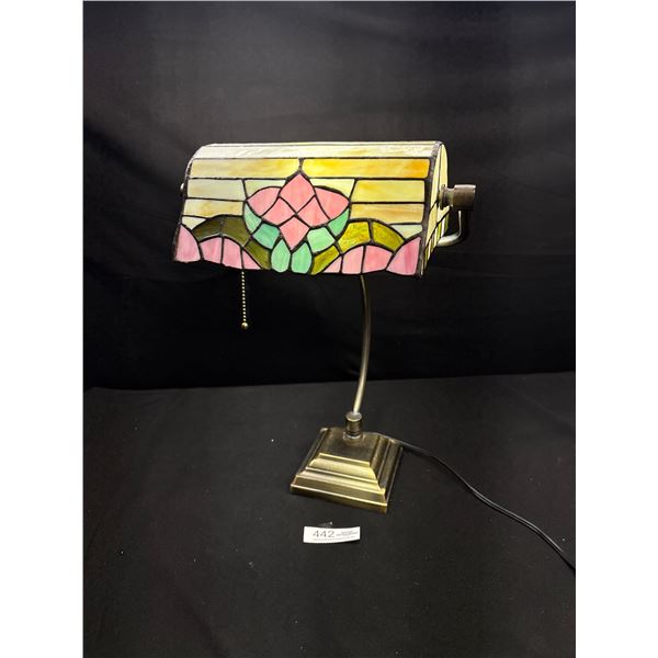 Lovely "Tiffany" Style Bankers Lamp