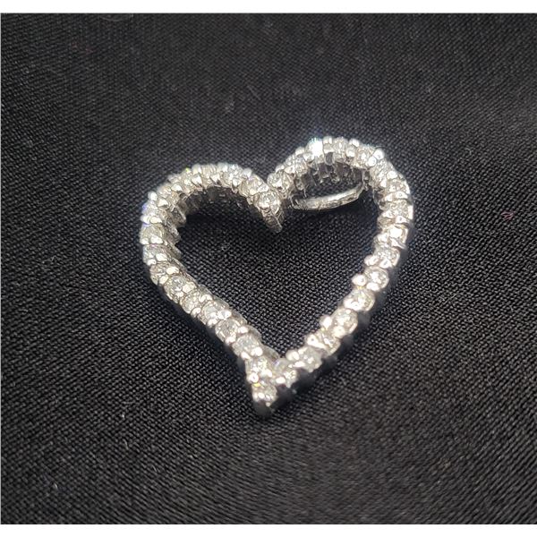 White Gold Swaying Heart Slide Pendant