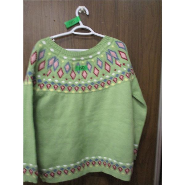 LIKE NEW:  GREEN SWEATER (SIZE 2XL)
