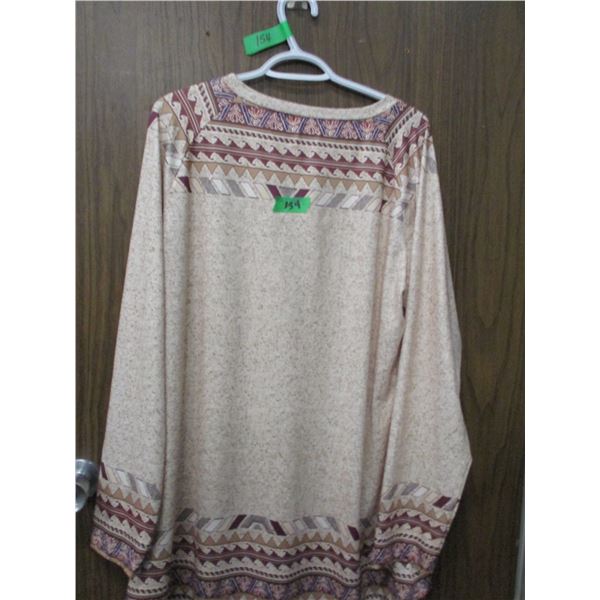 LIKE NEW:  MULTI COLORED LADIES BLOUSE FEATHER PICTURE (SIZE XXL)