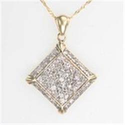 1.25 ctw Diamond Pedant w/ Chain in Yellow Gold
