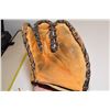 Image 2 : Antique Trapper D&R Baseball Glove