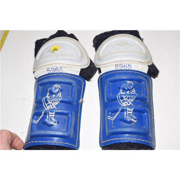 Toronto Maple Leafs Hockey Knee Pads