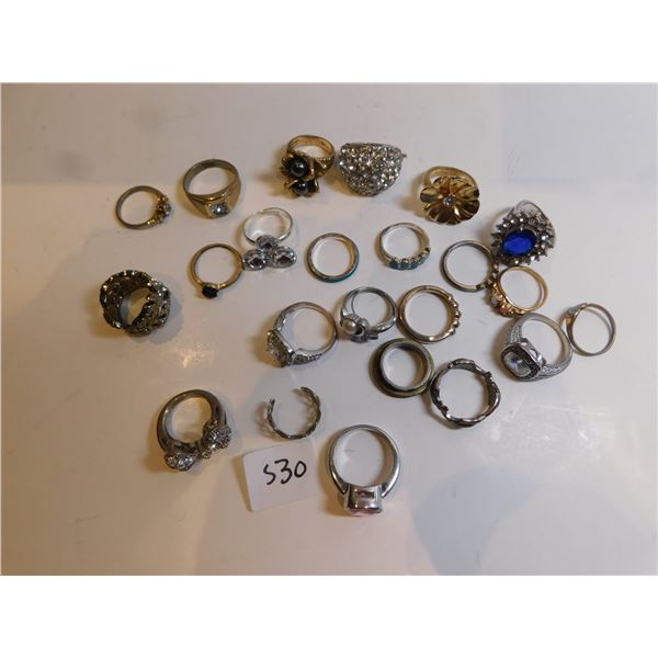 COSTUME RING LOT