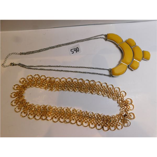 STATEMENT NECKLACES