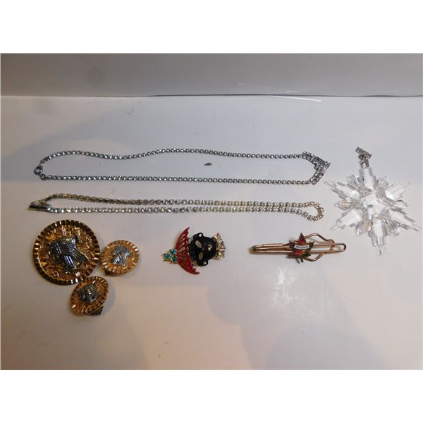 VINTAGE JEWELLRY LOT