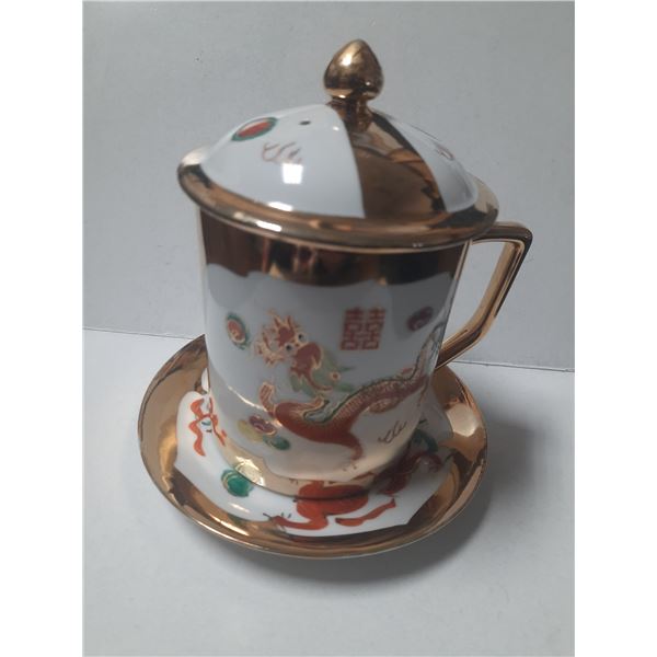 Vintage Chuinese Porcelain Tea Mug with Lid and Saucer.