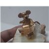 Image 3 : Vintage Judi Originals of California Figurine a Gold- Plated Mouse Playing a Piano on a Marble Base.