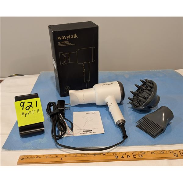 1875 Hair Dryer. Works. New in Box.