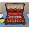Image 1 : Vintage 50s-60s Oneida 'South Seas' Silverplate Set in Original Case with Extras