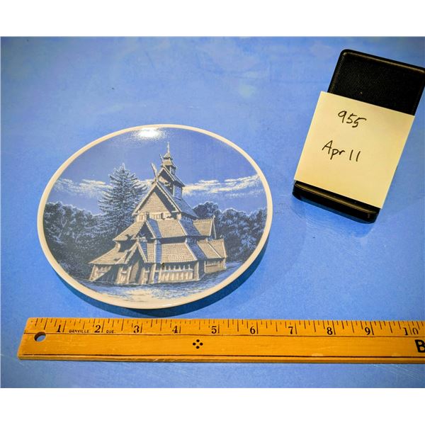 Norwegian Collector Plate. Stave Church. By Porsgrund.