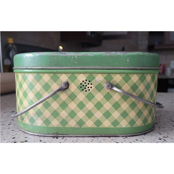 Vintage green and yellow oval metal child's lunch box with handles 8" x 5" x 4" with one inch deep r