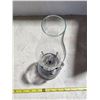 Image 3 : Glass # 1 finger oil lamp with chimney