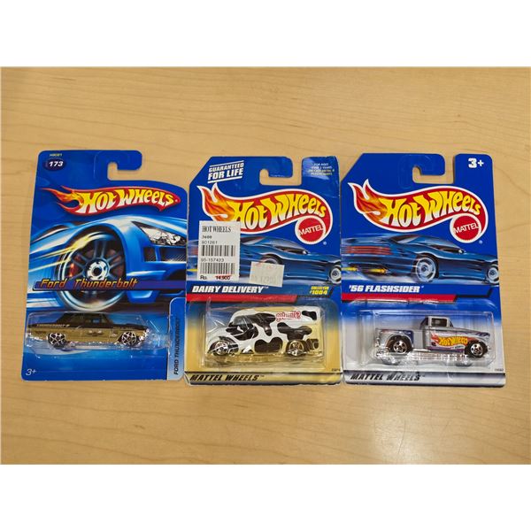 3 Hotwheels diecast vehicles