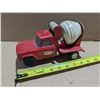 Image 2 : Vintage Tonka Cement Mixer Toy Truck w/ Hand Crank