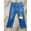 Image 2 : Men's Vintage Lee jeans - 36 x 30; Made in Canada