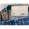 Image 3 : Men's Vintage Lee jeans - 36 x 30; Made in Canada