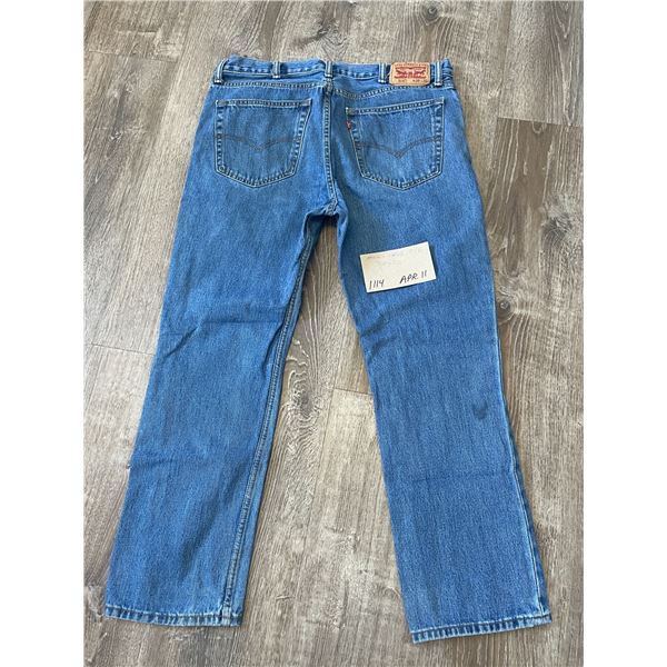 Men's Levi 516 jeans 38 x 30