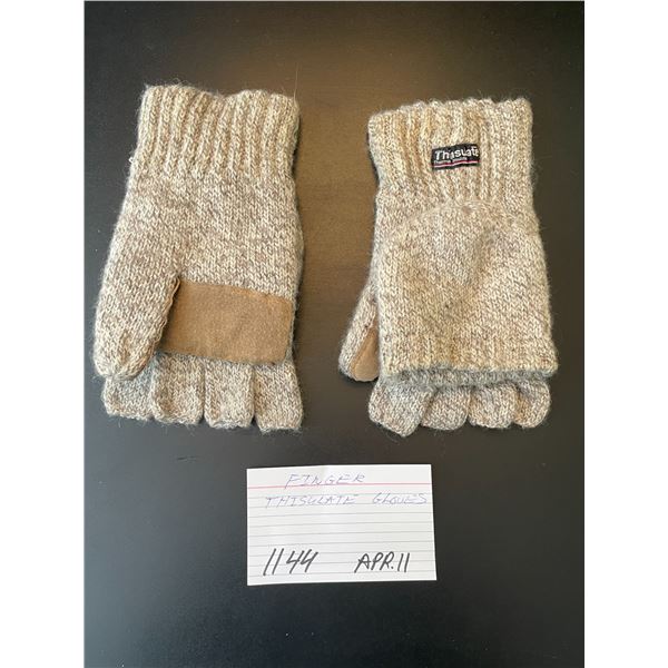Finger Thinsulate gloves
