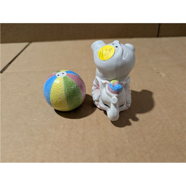 2pc Salt and Pepper Set