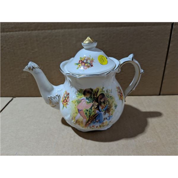 Price Kensington England Tea Pot