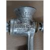 Image 6 : Antique/Vintage No.2 Universal Food Chopper Made in Canada