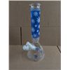 Image 1 : 14" H Cannabis Leaf Glass Smokers Bong (Never Used)