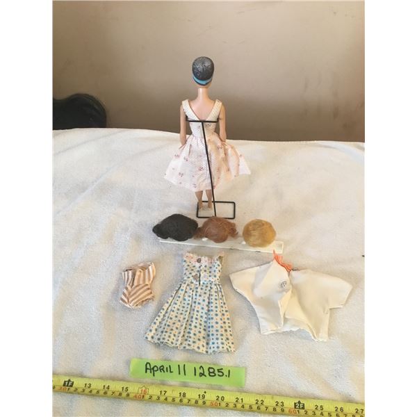 Vintage 1962 mattel midge doll with wigs, dresses, swim suit and stand- very good condition