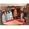Image 2 : 5 life magazines from 1959