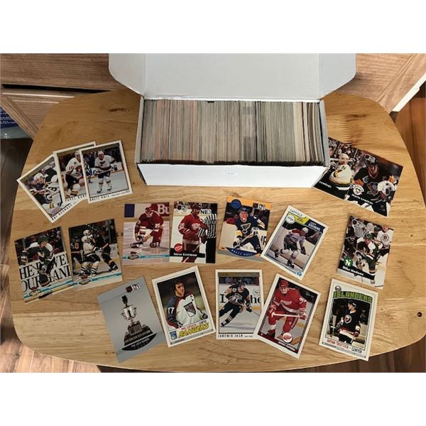 Approx 500 various hockey cards from various seasons