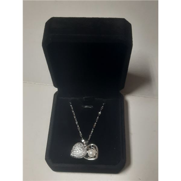 NEW Platinum Plated Heart Locket Necklace