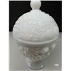 Image 3 : Avon milk glass collectables, pedestal, soap dish, candy dish, pitcher