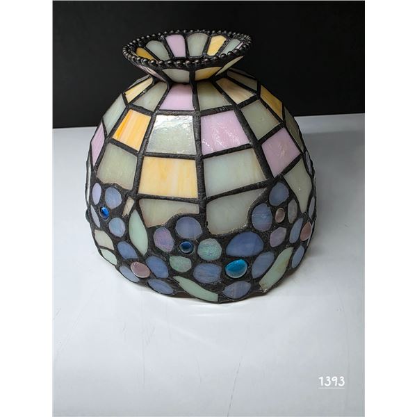 Partylite hydrangea tiffany style stained glass shade- 6" by 5"
