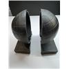 Image 2 : Heavy bronze toned globe hemisphere book ends