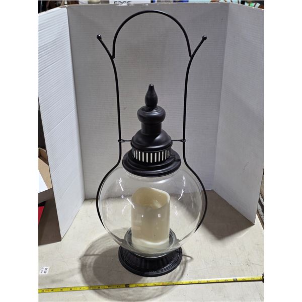 Indoor/outdoor flameless lantern- never used