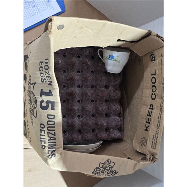 Lot of misc items- egg crate and misc chinaware