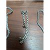 Image 3 : (3) Chains (1) Possible Silver Not verified