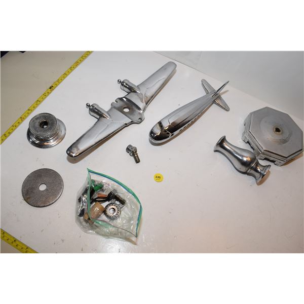 Scarce DC8 Parts Lamp **No Propellers**