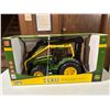 Image 2 : John Deere 7930 forestry tractor 1/16 scale model (NIB)