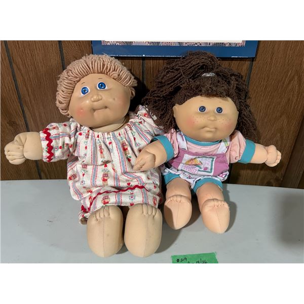 2 original Cabbage Patch dolls from 1980’s
