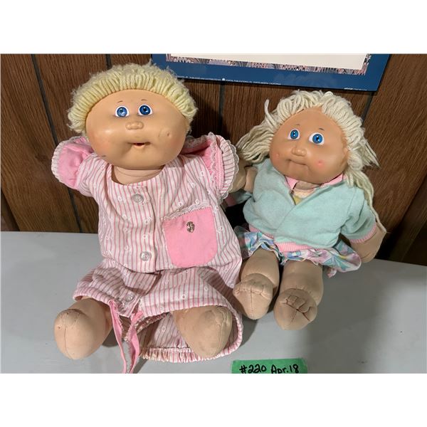 1 Cabbage Patch doll and 1 look-alike – both from 1980’s